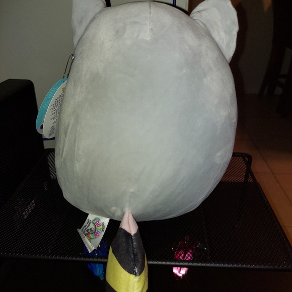 Max the Racoon squishmallow - Picture 3 of 3